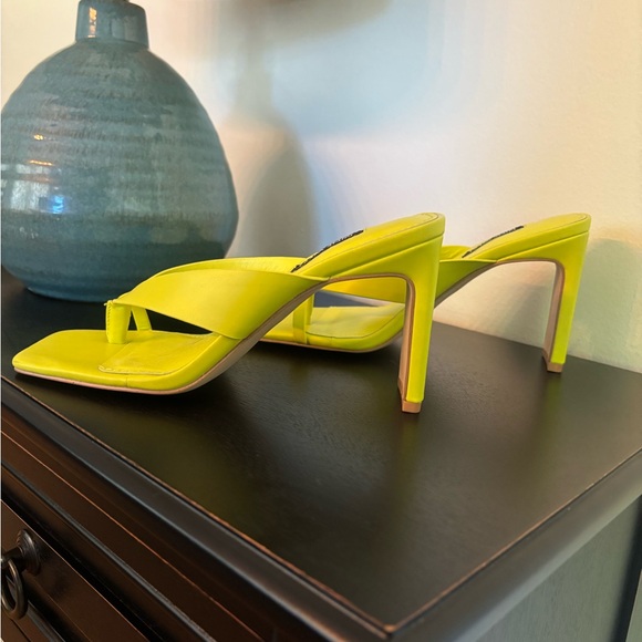 Nine West Neon Yellow Heeled Mules - Picture 1 of 3